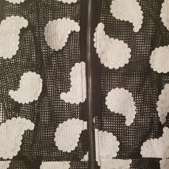 WILD PAISLEY TOP - Picture 5 of 5